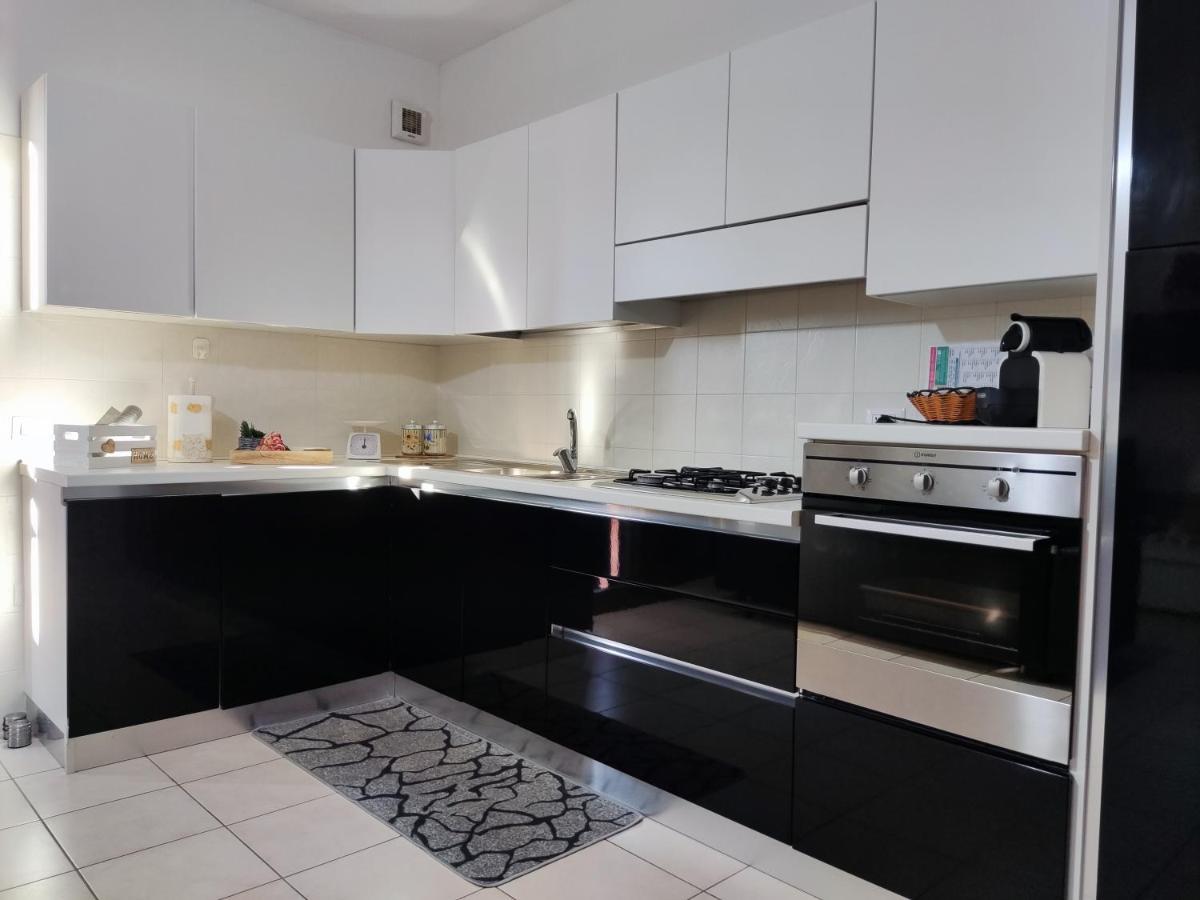 Vico Stazione Apartment Uta Extérieur photo