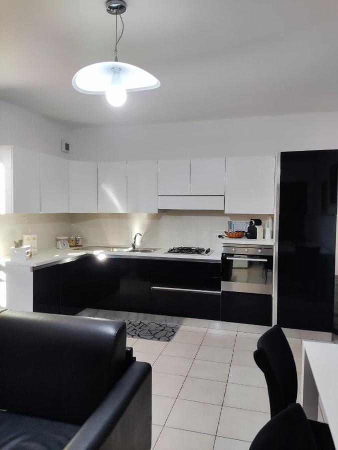 Vico Stazione Apartment Uta Extérieur photo